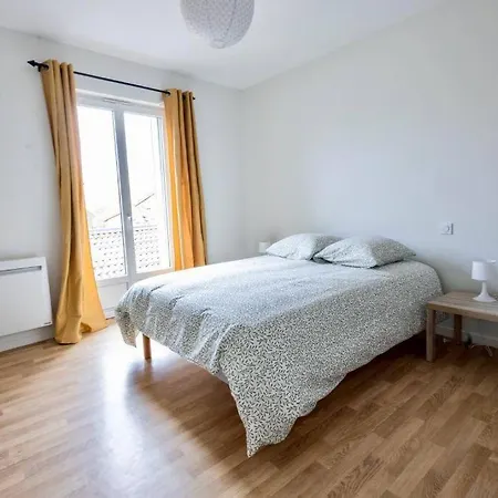 Apartment Maison De Village Renovee Chidrac